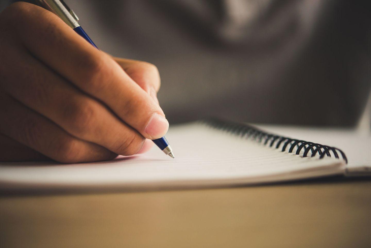 Faithful Finds Funeral Guest Book, Pen, and Memorial Table Sign